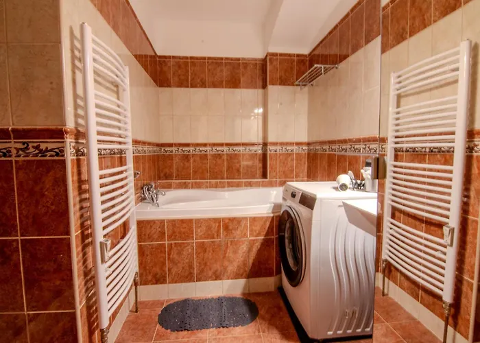 דירה Aurion Riverfront Near Dancing House - Up To 5 Guests פראג