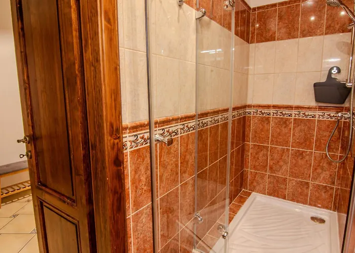Aurion Riverfront Near Dancing House - Up To 5 Guests דירה *