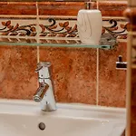 Aurion Riverfront Near Dancing House - Up To 5 Guests *