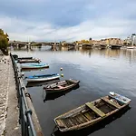 Appartamento Aurion Riverfront Near Dancing House - Up To 5 Guests *