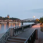 Appartamento Aurion Riverfront Near Dancing House - Up To 5 Guests
