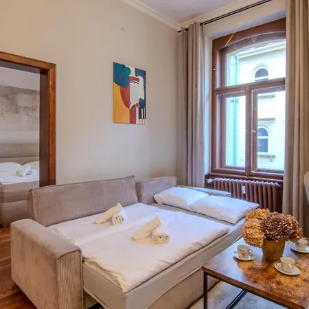 Aurion Riverfront Near Dancing House - Up To 5 Guests * Prag